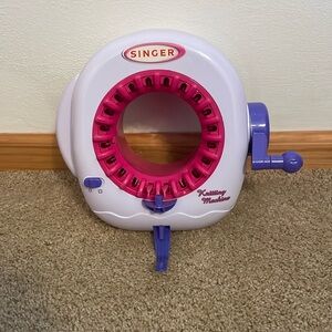 Singer Knitting Machine - White and Pink